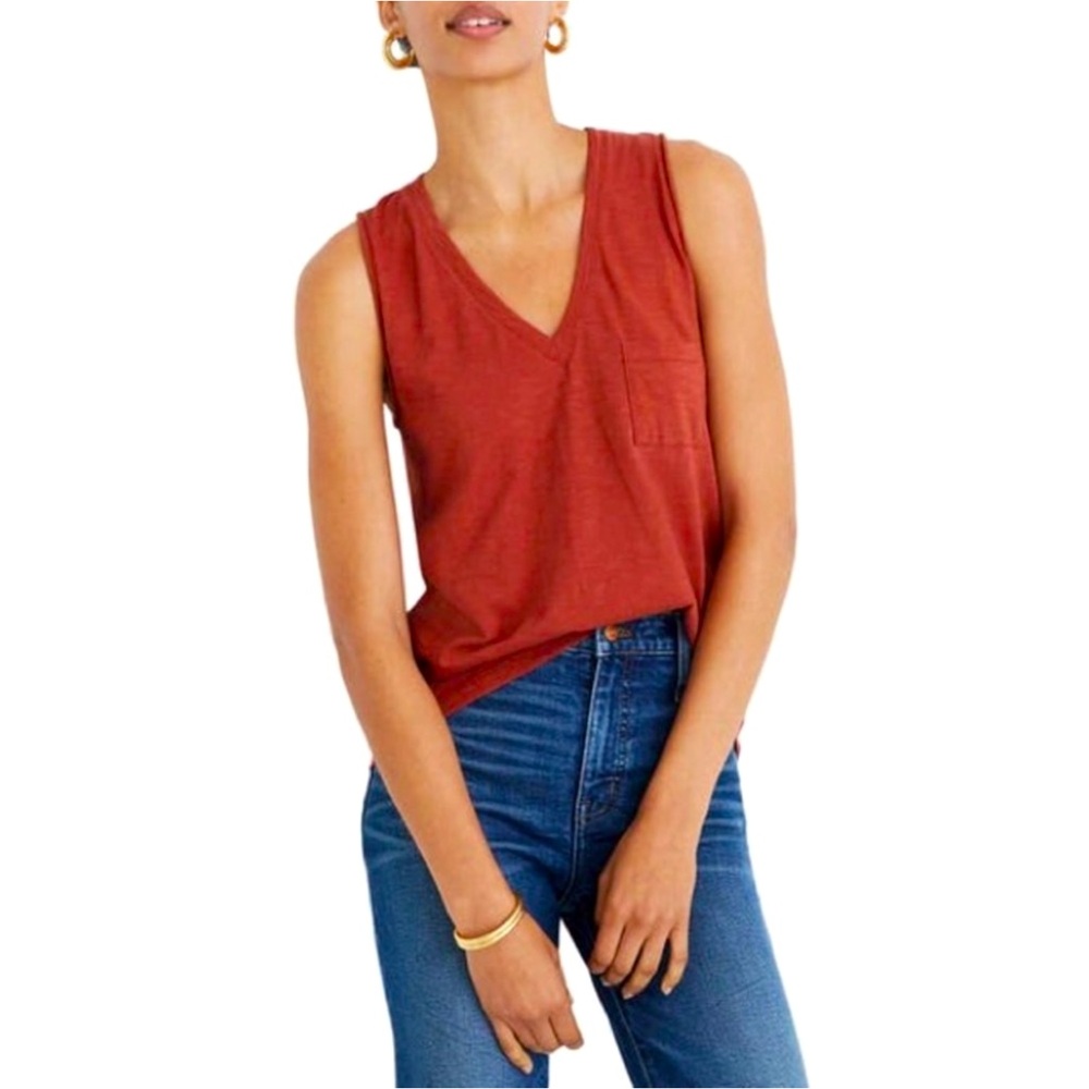 NWT Madewell Whisper Tank, Beautiful vibrant Red 100% Slub Cotton V-Neck Pocket